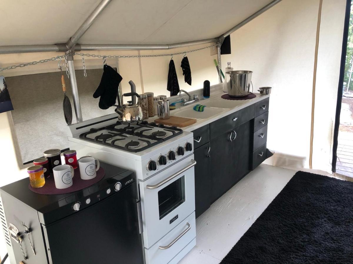 Hotel Vines And Puppies Glamping Hideaway Jade City Zewnętrze zdjęcie